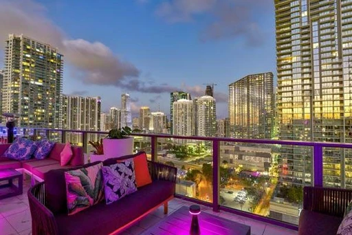 Experience Miami Nights at Rosa Sky Rooftop