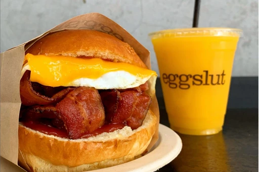 Start your day right with the best breakfast in Los Angeles at Eggslut 🍳🥩☀️