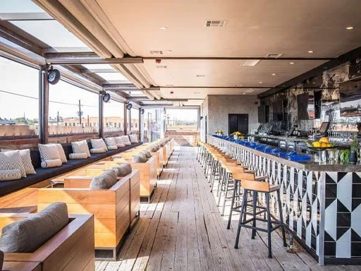 Discover STIRR Dallas: A Vibrant Rooftop Bar with Amazing Views of the Dallas Skyline