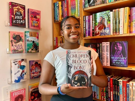 Love love love this bookstore! 😍💕
Kindred Stories is a black-owned bookstore in Houston.
This store is important because unfortunately a lot of the books they carry, don’t always make it to traditional bookstore shelves. Here, you’ll find black novels, mystery, sci-fi and so much more! I’ve discovered so many new authors and stories because of this shop! 💕