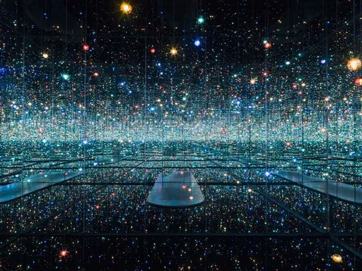 Experience Yayoi Kusama’s Stunning Infinity Mirror Rooms for Free in LA!