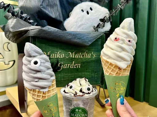 Sweet Treat Alert: Don't Miss the Black Sesame Soft Serve at Matcha Cafe Maiko!