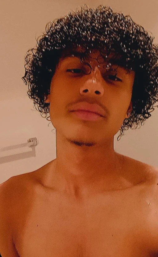 looking for friends or more dm if you wanna talk