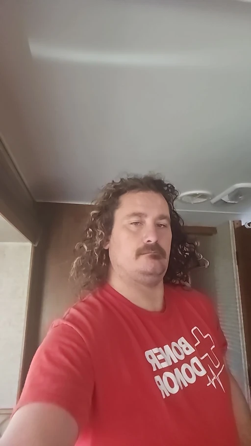 anyone around Napa California wants to date
