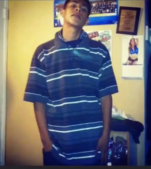 Join the Fun: Smash or Pass Challenge!