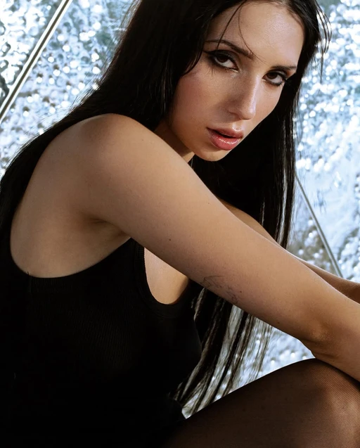 Too tempting or too dangerousβ¦ which one am I? ππ₯