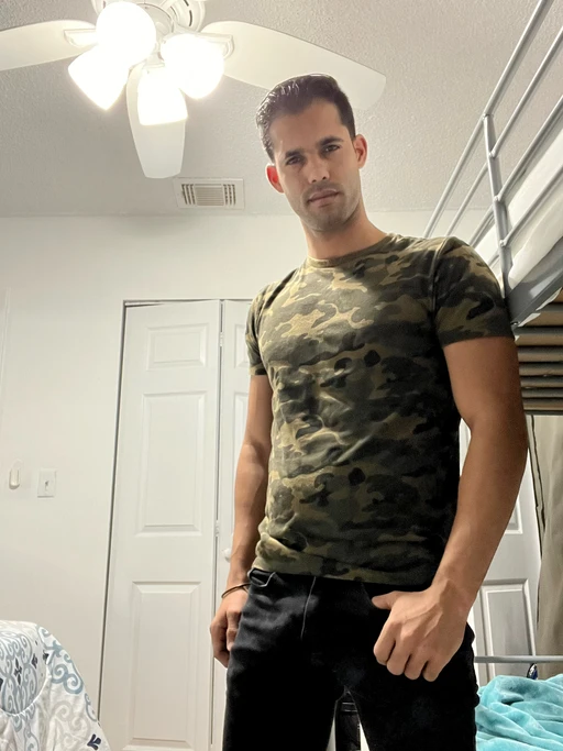 Hi