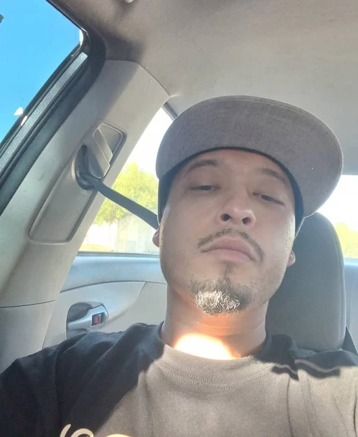 would u kick it with me. I'm a recovering addict and I am looking for a female companion who can keep my mind off bad interests