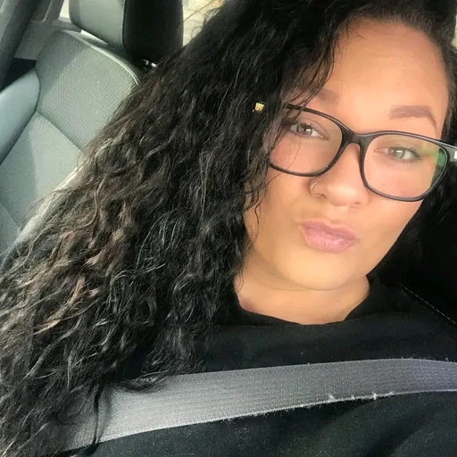 I'm new here 🥺 wanna make new friends, I don't snub. 💞