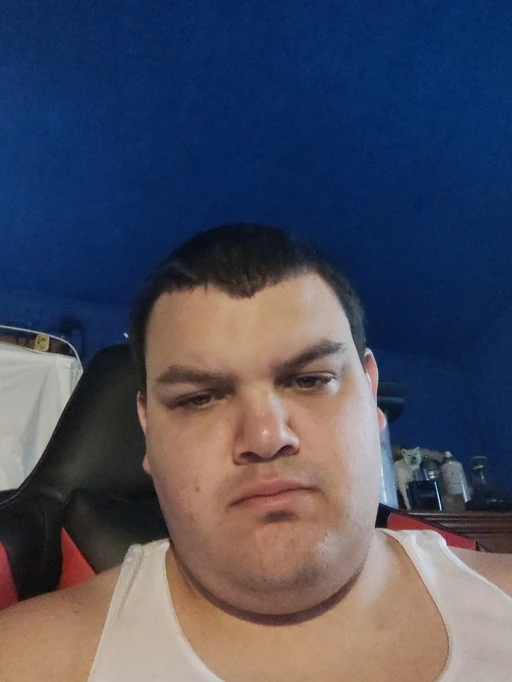 hmu am bored and lonely any girls
