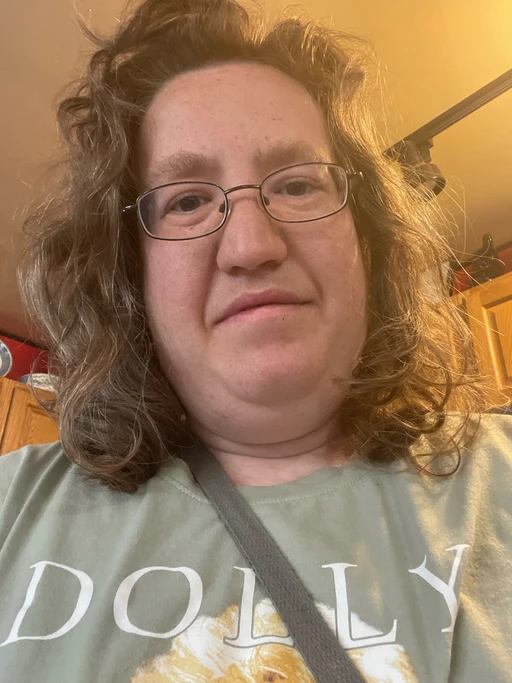 Single and bored and anybody wanna talk