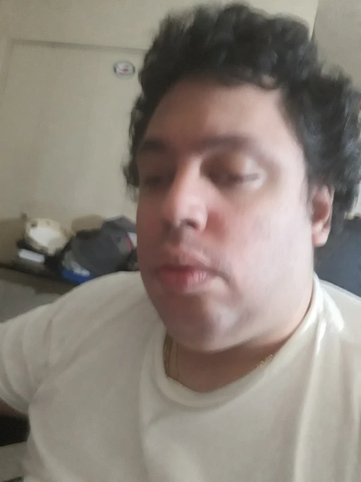 what's up lady some new on here just looking to have somebody talk to