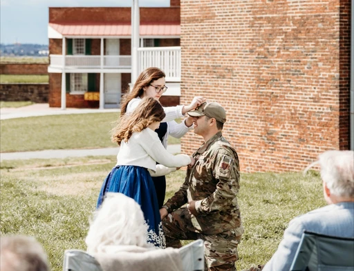 Single father recently returned from overseas deployment. Which of you ladies wants to welcome me home and thank me for my service 😜😘!?