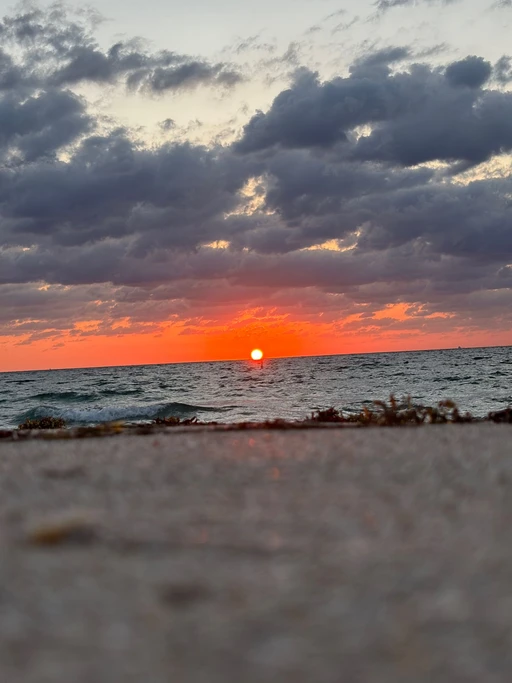 Who doesn't love a good sunrise.