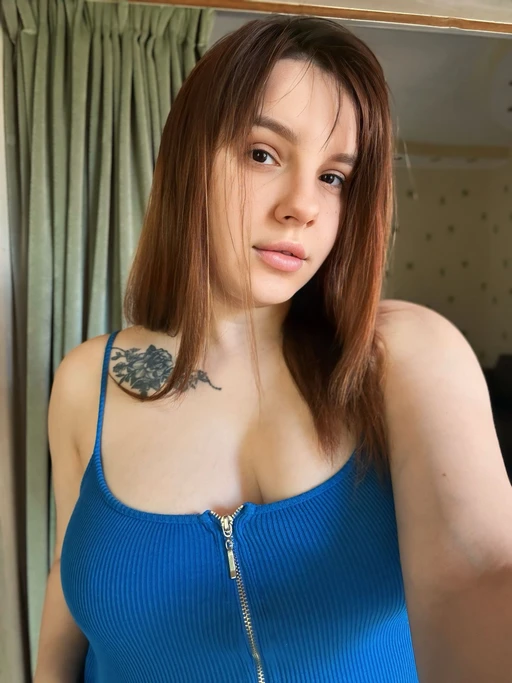Vibe: sitting at home watching shows. Very hot π₯΅