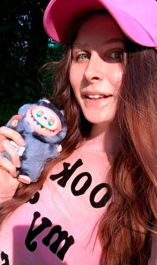 I love the different toys so much, sometimes I wish I could be someone's toy🙈🧸