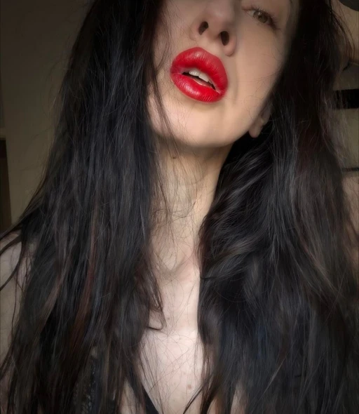 Would you like me to leave my lipstick on you?💋