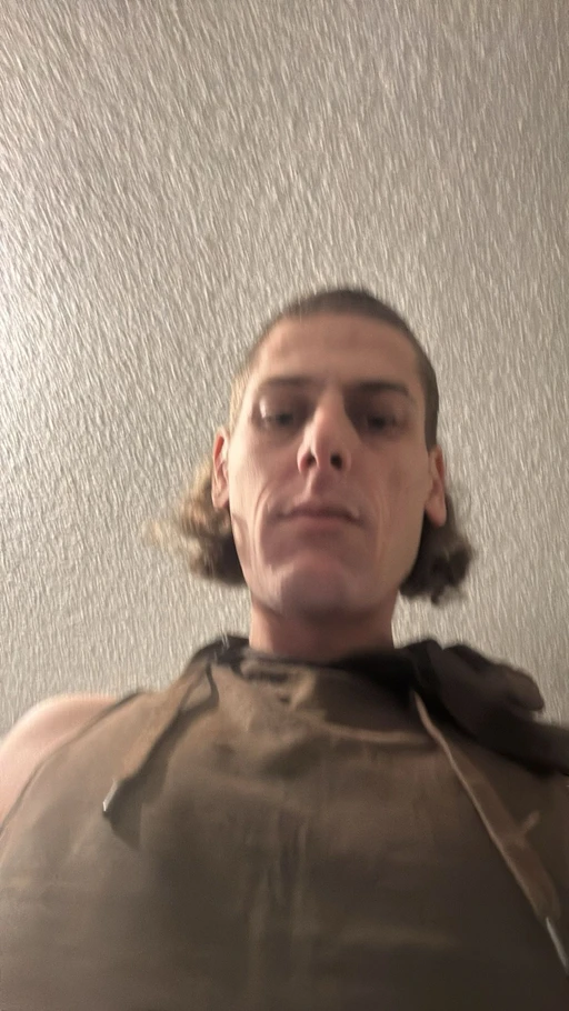 Hi