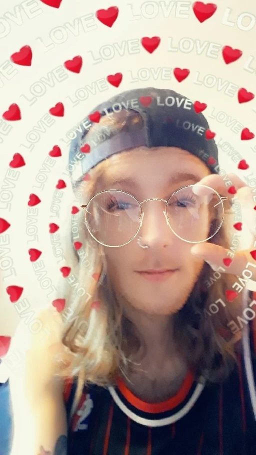 ZOMG the GLASSES AND HEARTS AND THEYRE ALL OVER THE PLACE AND ITS WONDERFUL AND FANTASTICAL and cute and nifty and neat. so many other things!