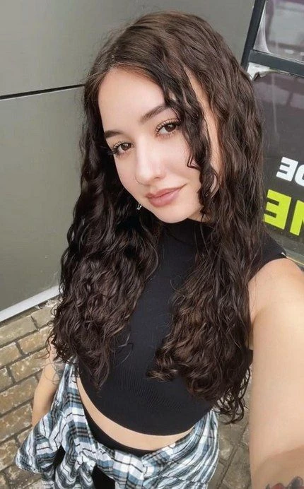 My hair, would you like to take it in your hands?๐ฅ