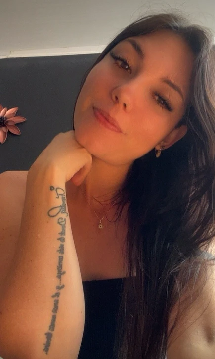 Do you know what my lips can tell you?๐ฅ