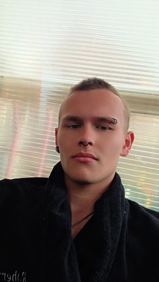 drop me the adress baby xxx. ill make it worth your while xxxx