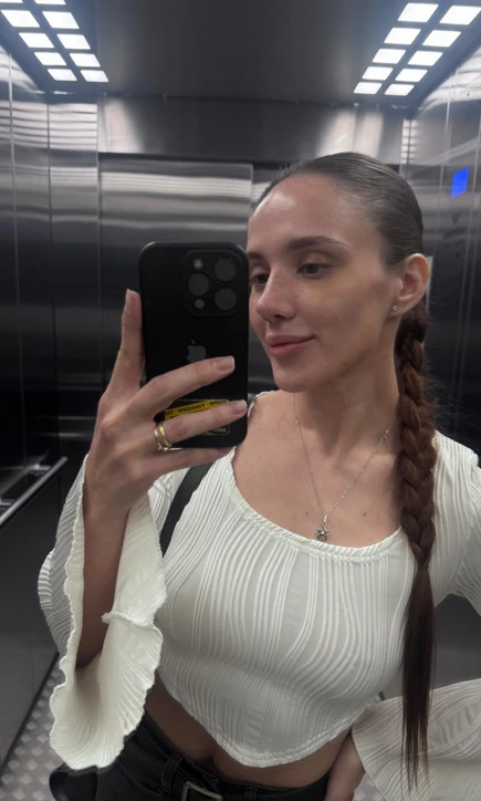 hi everybody! missed ya'll
