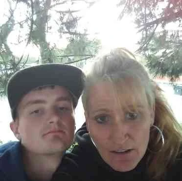 starting our life sober been together 9 years now we r so in love and greatful to have each other
