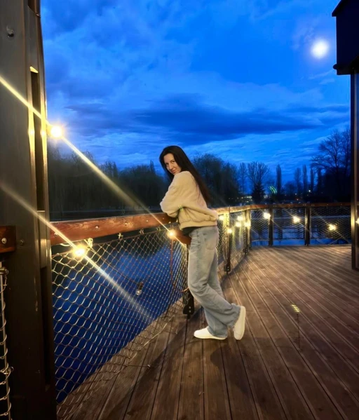 A walk in the evening is always special: less noise, more feelings.π