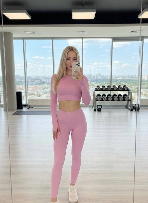 Need help with stretching? Do you have any better ideas for us to do?😏💕
