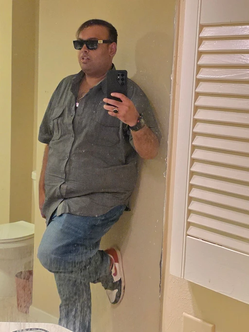 looking for a girlfriend  19-30 in Houston Tx im 36 to spend the night at my place