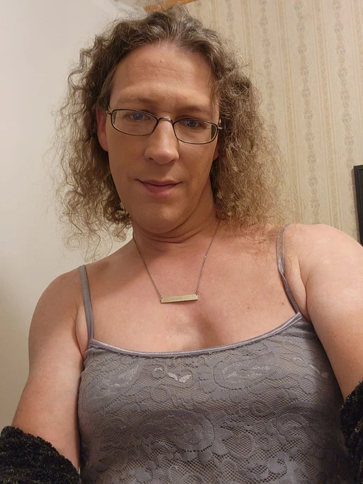 T4F in new ulm mn. been here a few months but still haven't met any new lady friends.