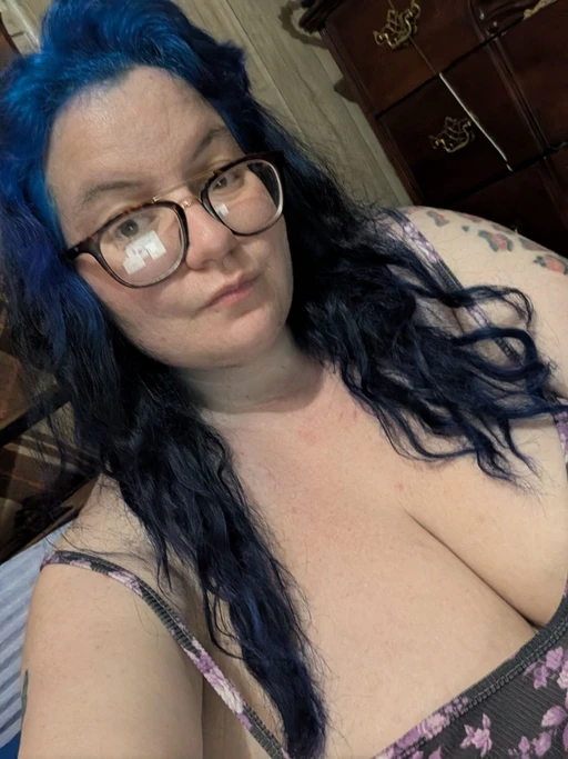 offering video calls hmu