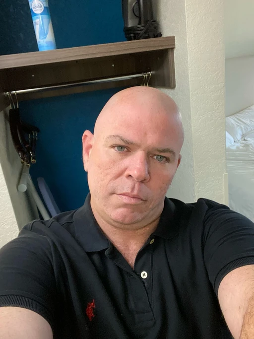 Any ladies in lake worth wanna get together?