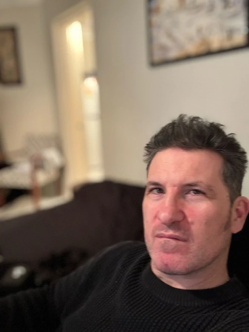 Hallo Everyone, message me 🤓