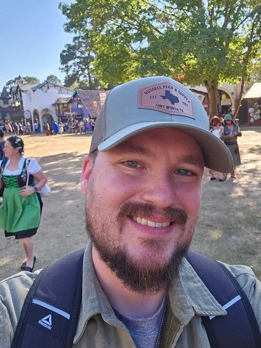 love visiting Renaissance Festivals. Always a fun experience.