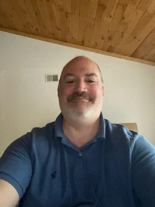 Looking to chat with nearby women for serious dating