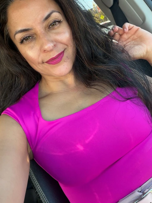 New here. How do these apps work 😭😁