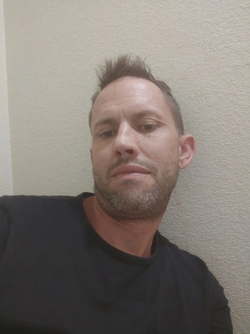 who would like to chat?
