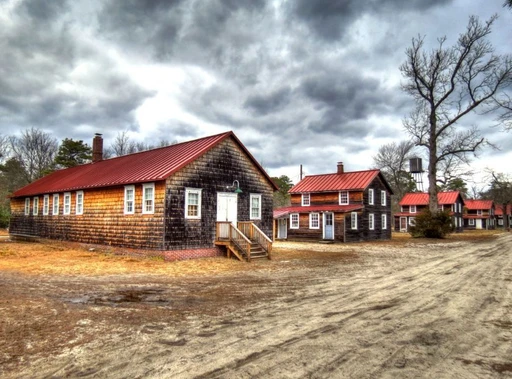 lets go explore some ghost towns๐