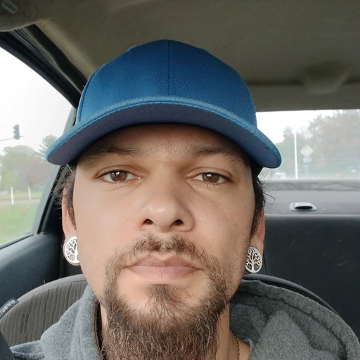 lmao just be aware guys, there's people in here that send make women's pics then ask to you to send a Pic to try that "I'll send this to your family's and everyone you know" scam lol. I told the bitch, go ahead I'll help you out lmao π€£ π€£π€£π€£π€£