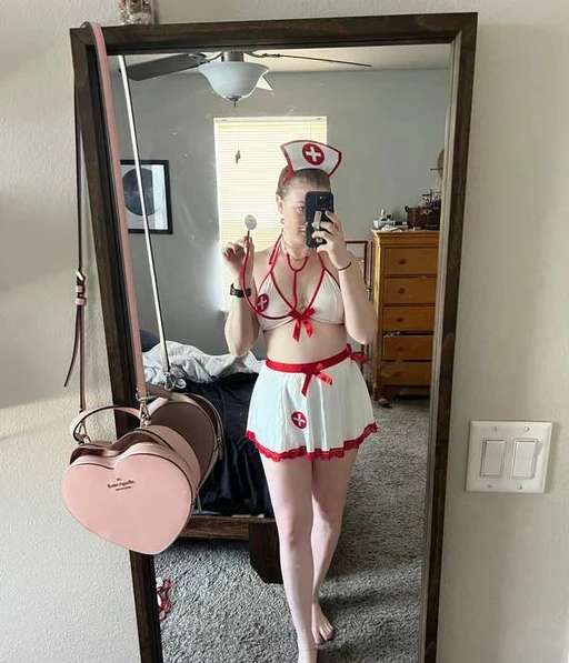 I decided to try out a new look, it's a bit daring. But I think the strict nurse can now solve your problem, which even I find so disturbing.