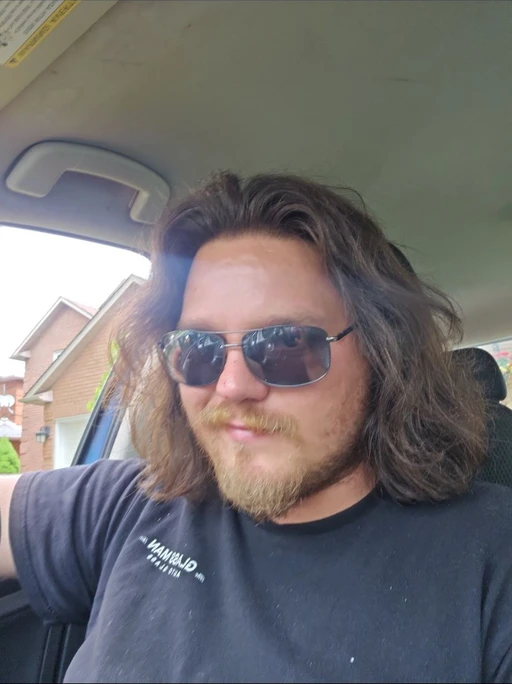 any ladies down to have some fun ? ;)