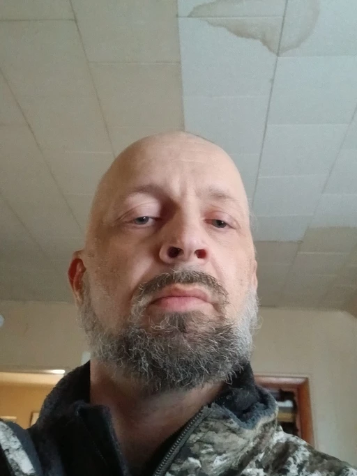 Just looking for someone to chill with