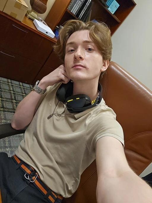 basically... I'm just a little guy :(