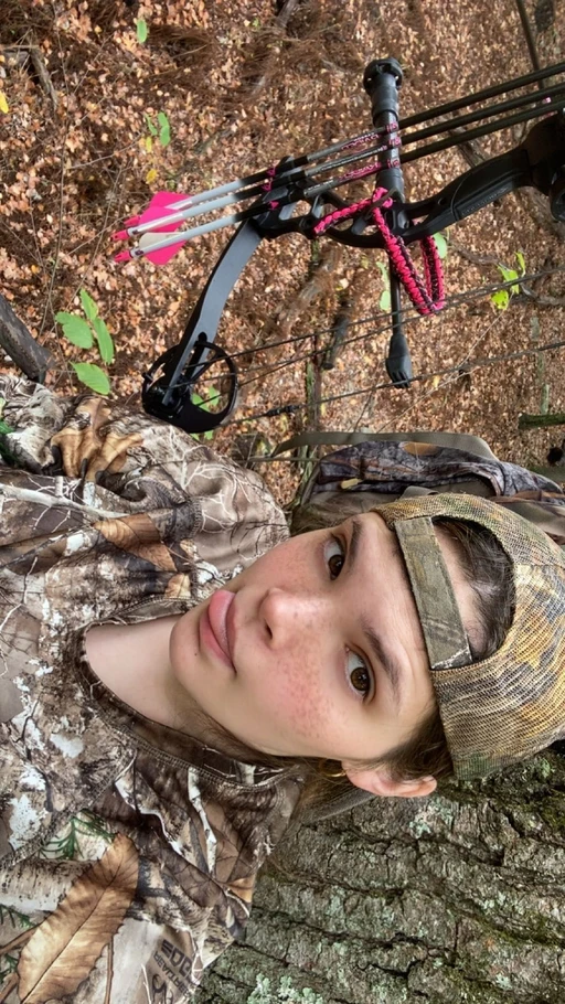 Hey I’m just looking for a friend I am taken so I’m not looking for any sending pics back and forth or flirting.