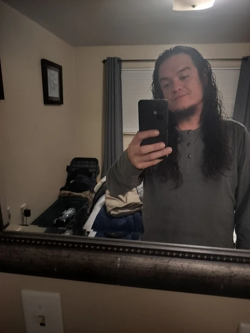 new here looking for chat buddies and who knows. anyone else still not willing to admit Halloween is over? 😜