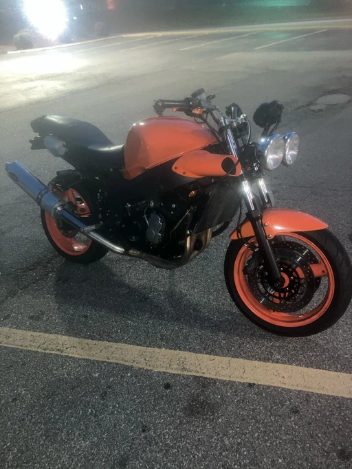 Need a cute girl to be my backpack. Whoโs down?