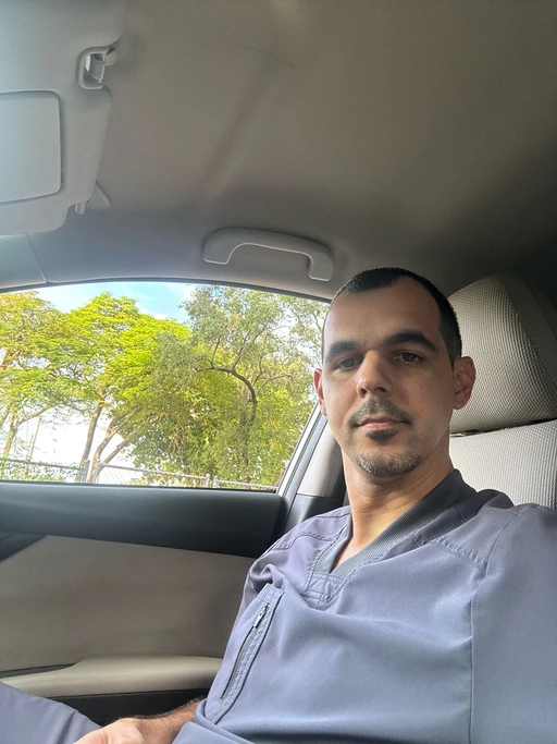 Any pretty lady want to join me ?