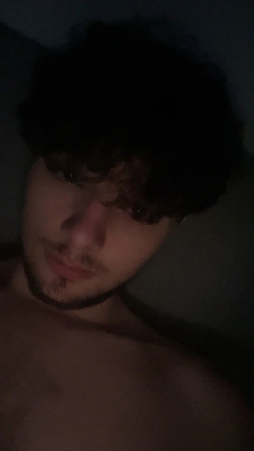 girls 18-19 onlyy hmu